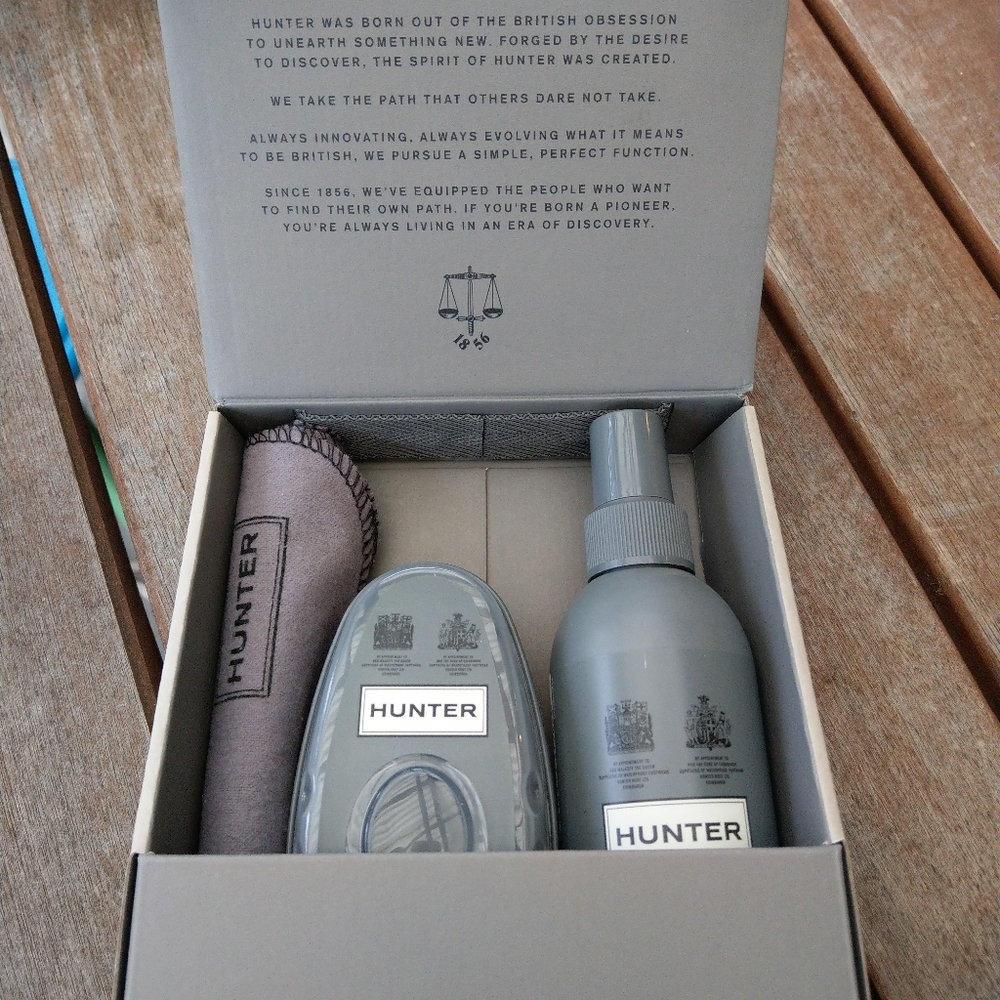 New in Box Hunter Rubber Care Kit